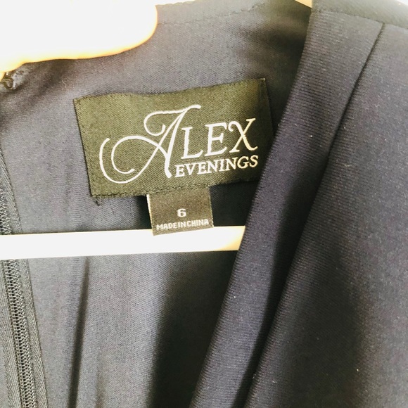 Alex Evenings 6 navy blue satin ballroom prom gown - Picture 7 of 11